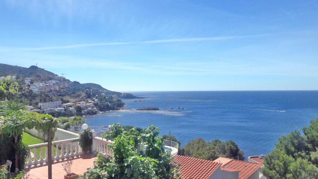 Breathtaking Costabrava Seaview Apartment 5M Beach - Casa Artevida Roses Exterior foto